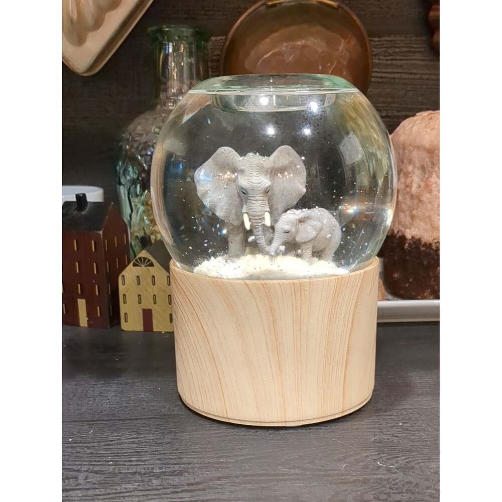Partylite Natures Wonder Love Seregeti Elephant Snow Globe Votive Candle Holder